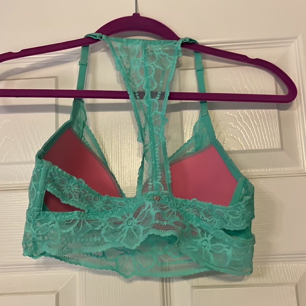 Bra - Picture 2 of 3
